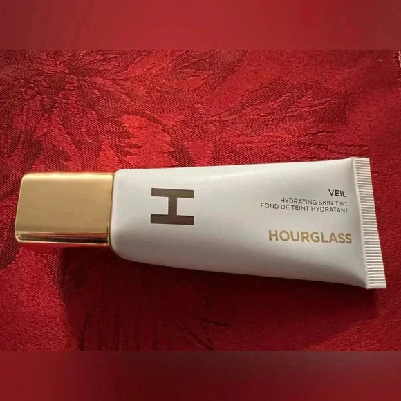 Hourglass Veil Hydrating Skin Tint Foundation - SHADE 18 - 1.1 oz / 35mL NEW - Picture 8 of 8